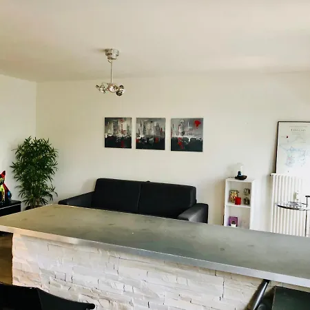 Valentin In Apartment *