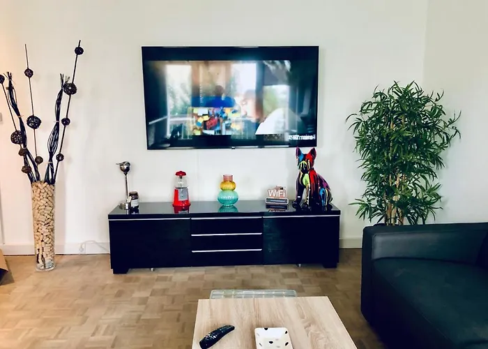 Valentin In Διαμέρισμα Καν